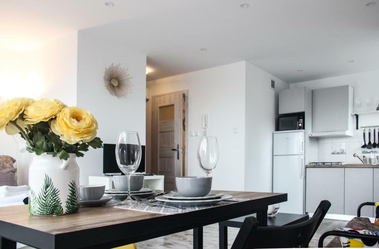 Sunny City Center Apartment Варшава Экстерьер фото